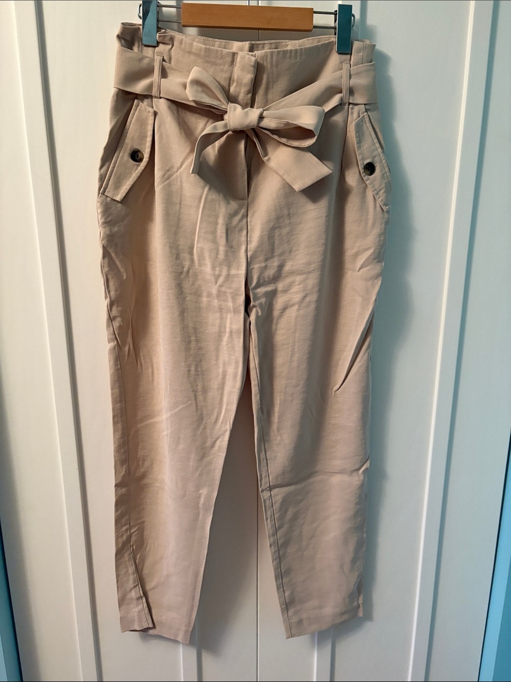 Black Tape_ Beige Paperbag Tie-Waist Ankle Pants